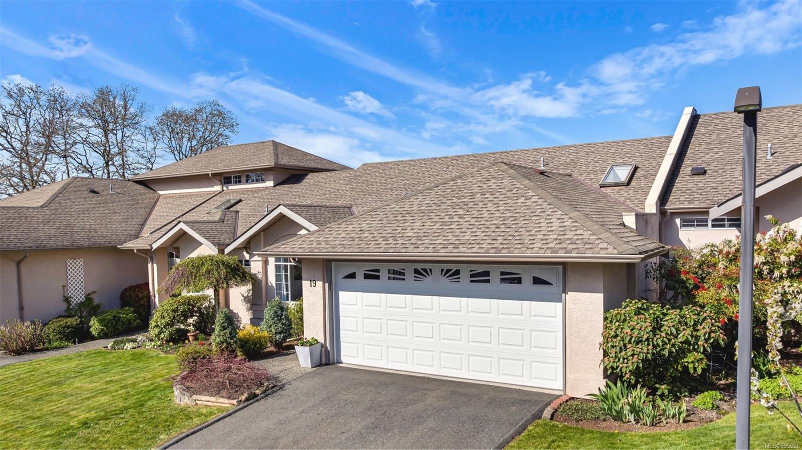$589,900 - 1893 Tzouhalem Rd<br>British Columbia, V9L 5K8