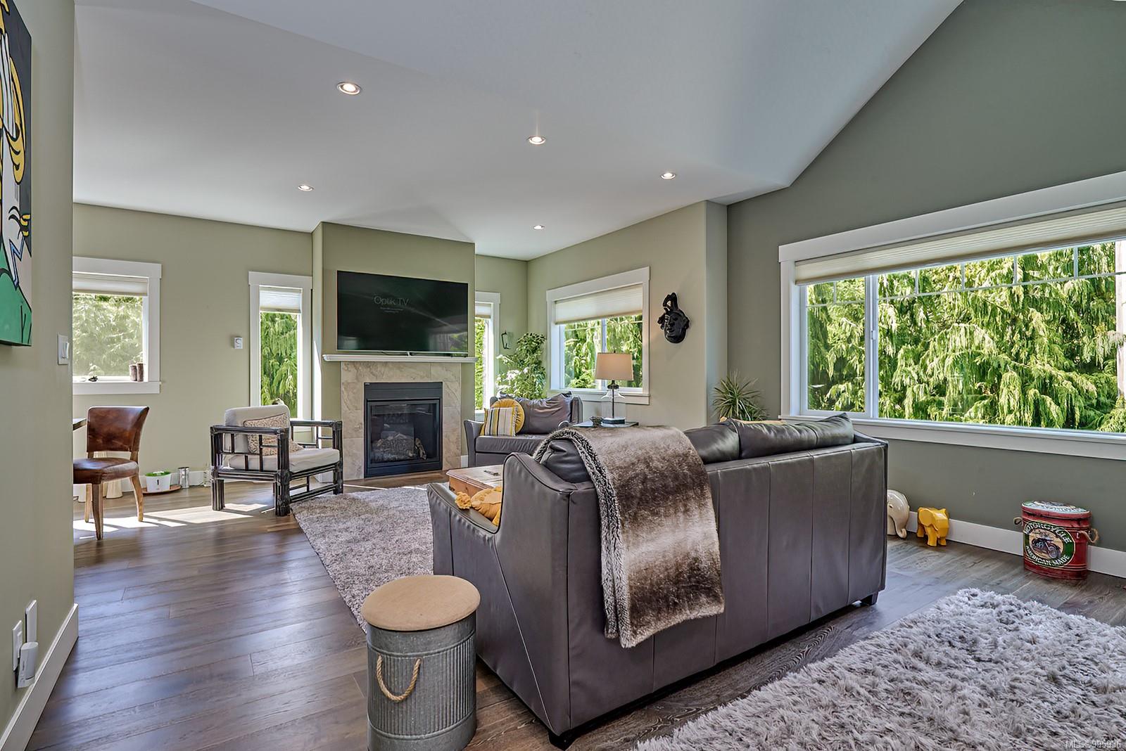 $1,150,000 - 1728 Spirit Way<br>British Columbia, V9K 2S3
