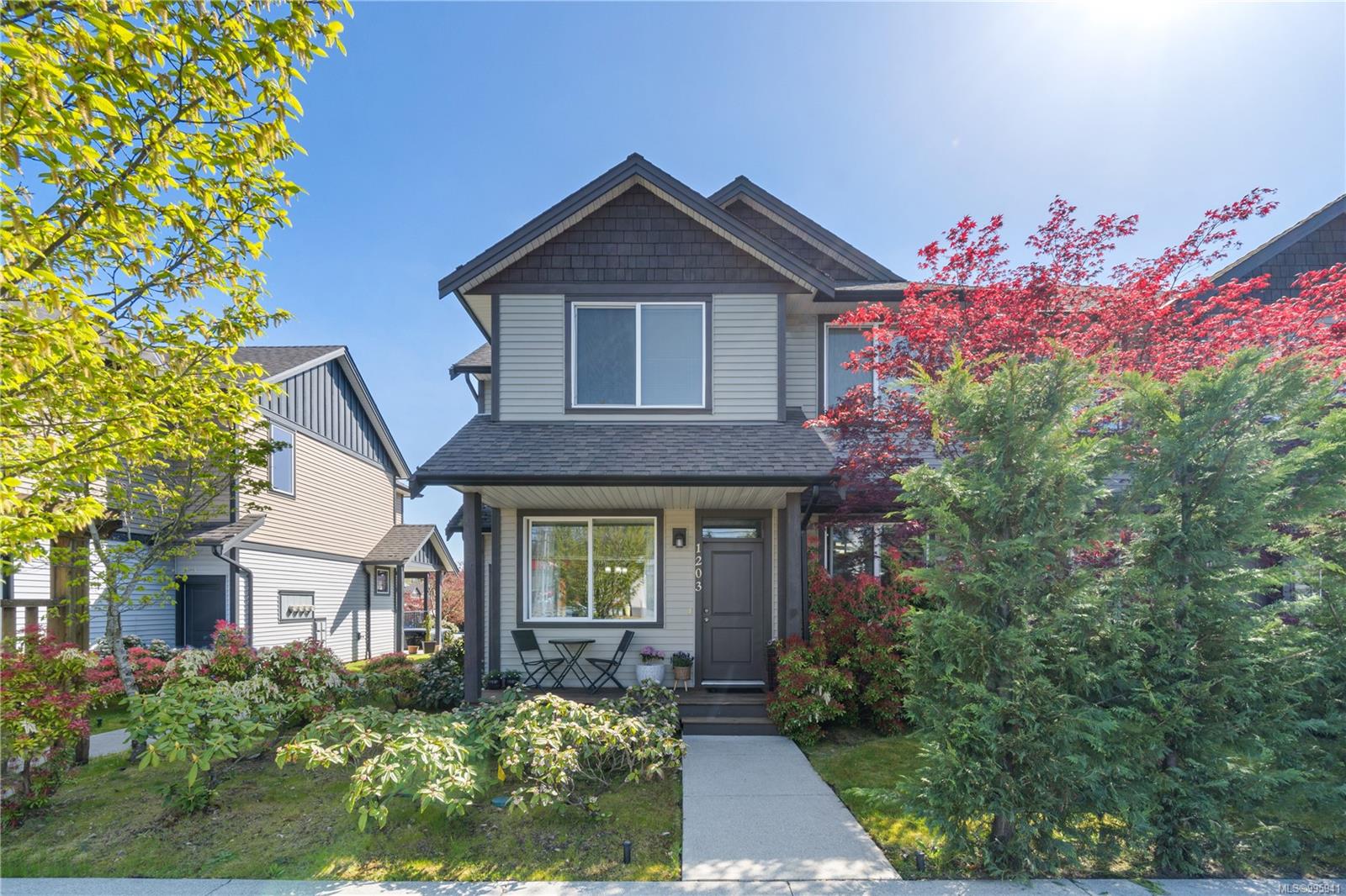 $459,900 - 1203 Cassell Pl<br>British Columbia, V9R 0C9