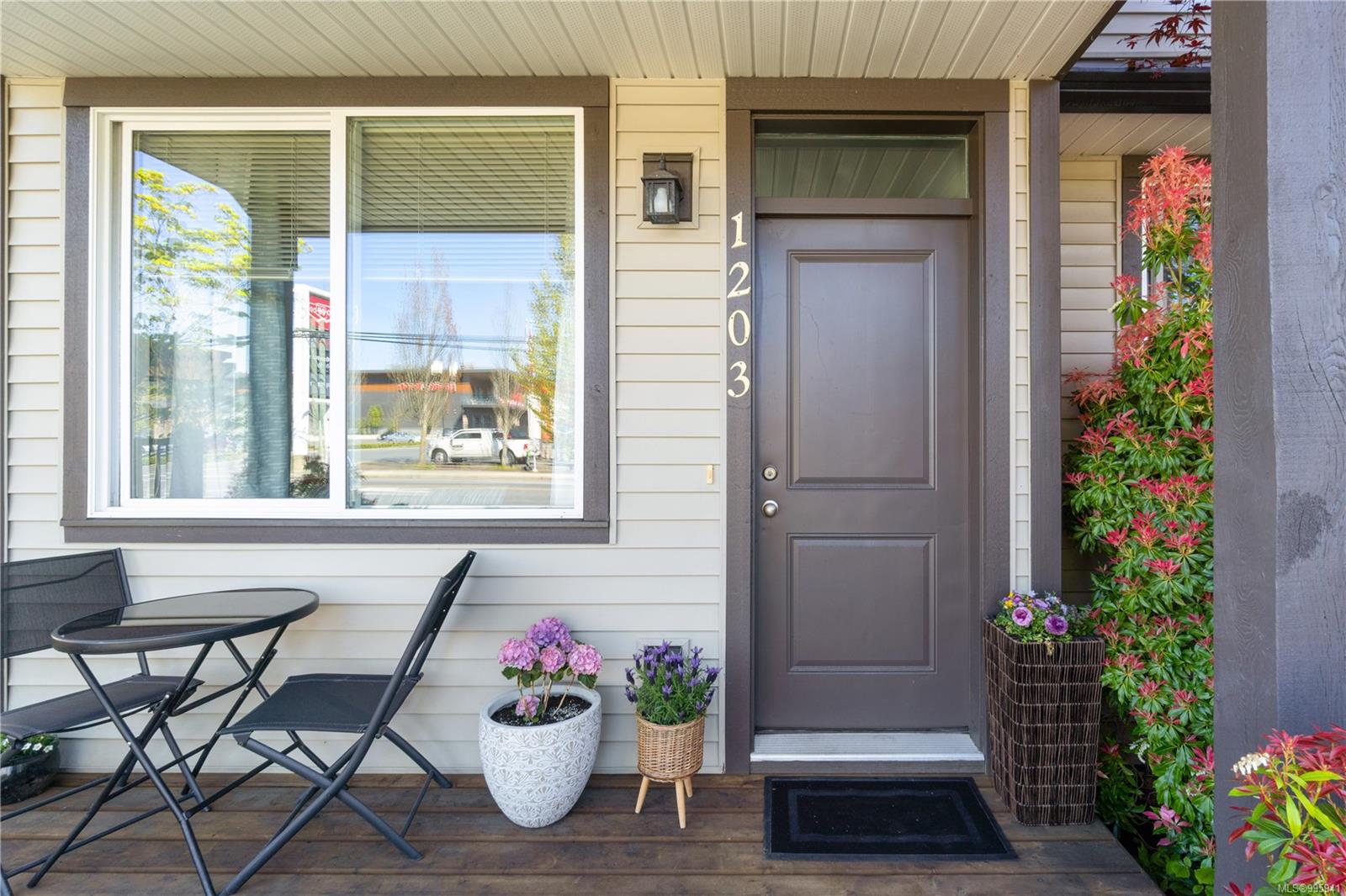 $459,900 - 1203 Cassell Pl<br>British Columbia, V9R 0C9