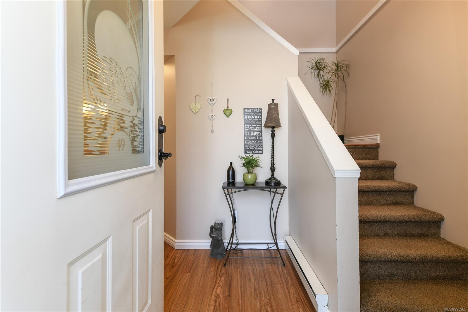 $519,000 - 2355 Valley View Dr<br>British Columbia, V9N 9A5