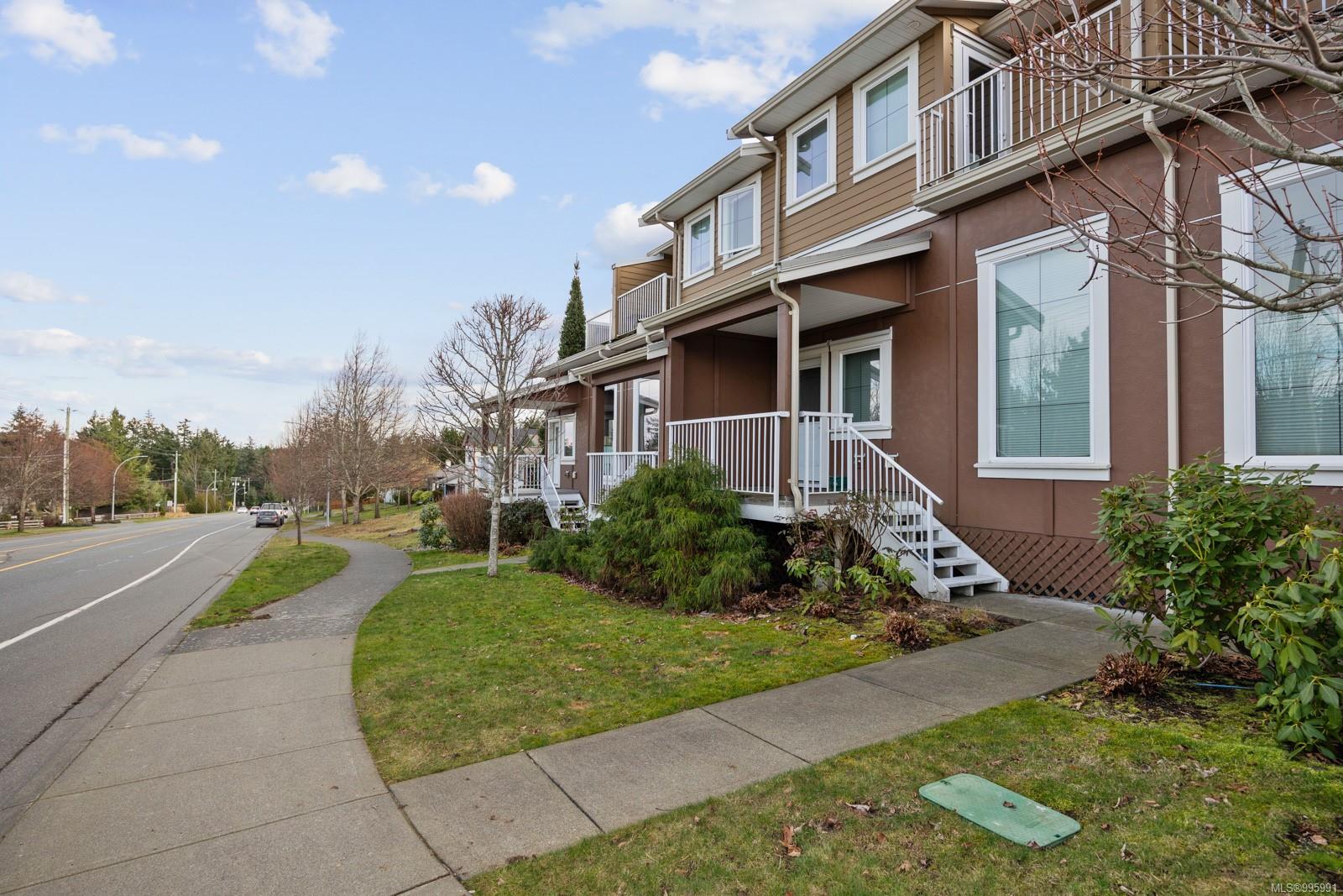 $654,500 - 1261 Noel Ave<br>British Columbia, V9M 3Y5