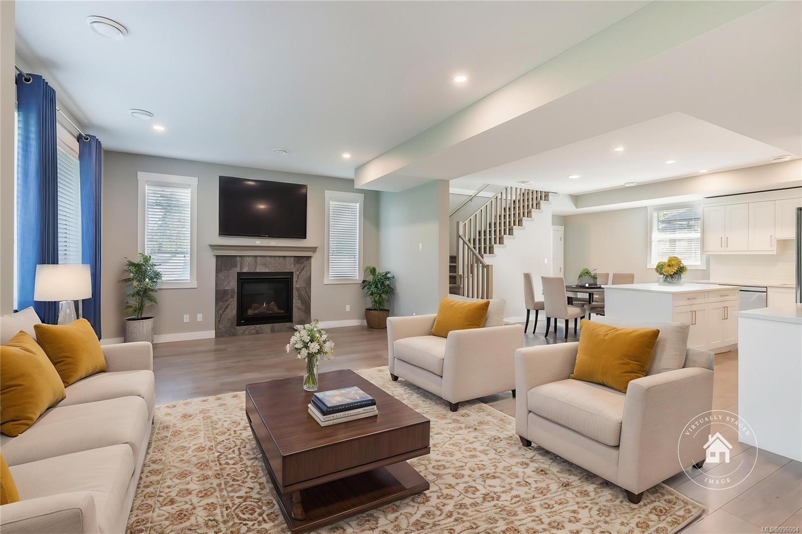 $770,000 - 770 Bruce Ave<br>British Columbia, V9R 3Z5