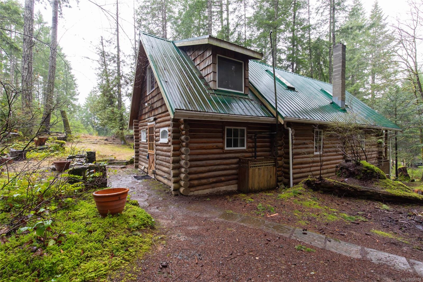 $549,900 - 5100 Northwest Rd<br>British Columbia, V0R 1T0