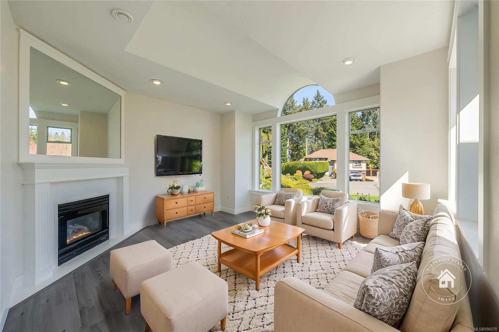 $918,000 - 704 Sutton Pl<br>British Columbia, V9K 2B9