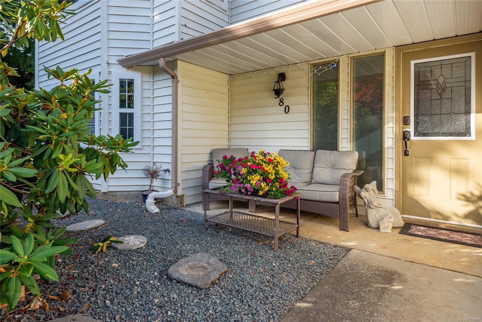 $699,900 - 980 Springbok Rd<br>British Columbia, V9W 6J5