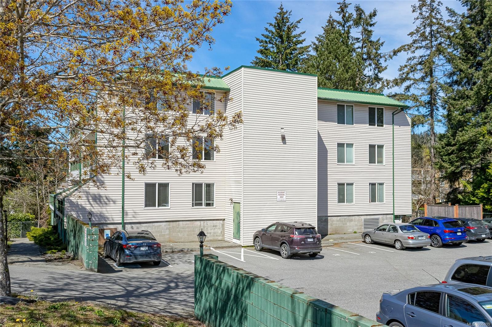 $299,000 - 3108 Barons Rd<br>British Columbia, V9T 4B5