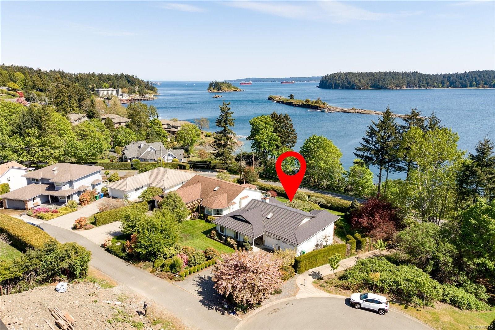 $1,269,000 - 1362 Ivy Lane<br>British Columbia, V9T 5T2