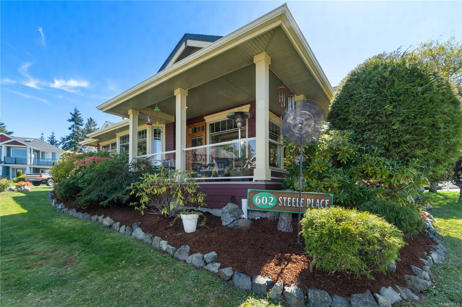 $1,125,000 - 602 Steele Pl<br>British Columbia, V9G 2C5