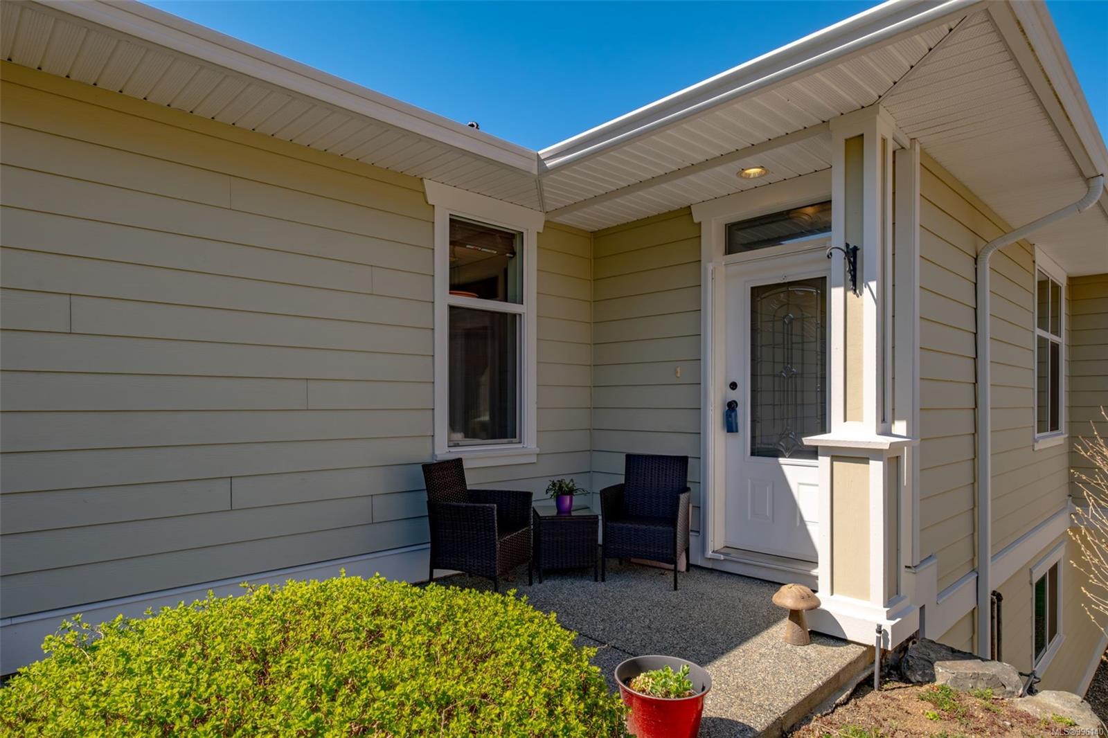 $850,000 - 6166 Arlin Pl<br>British Columbia, V9T 0A2