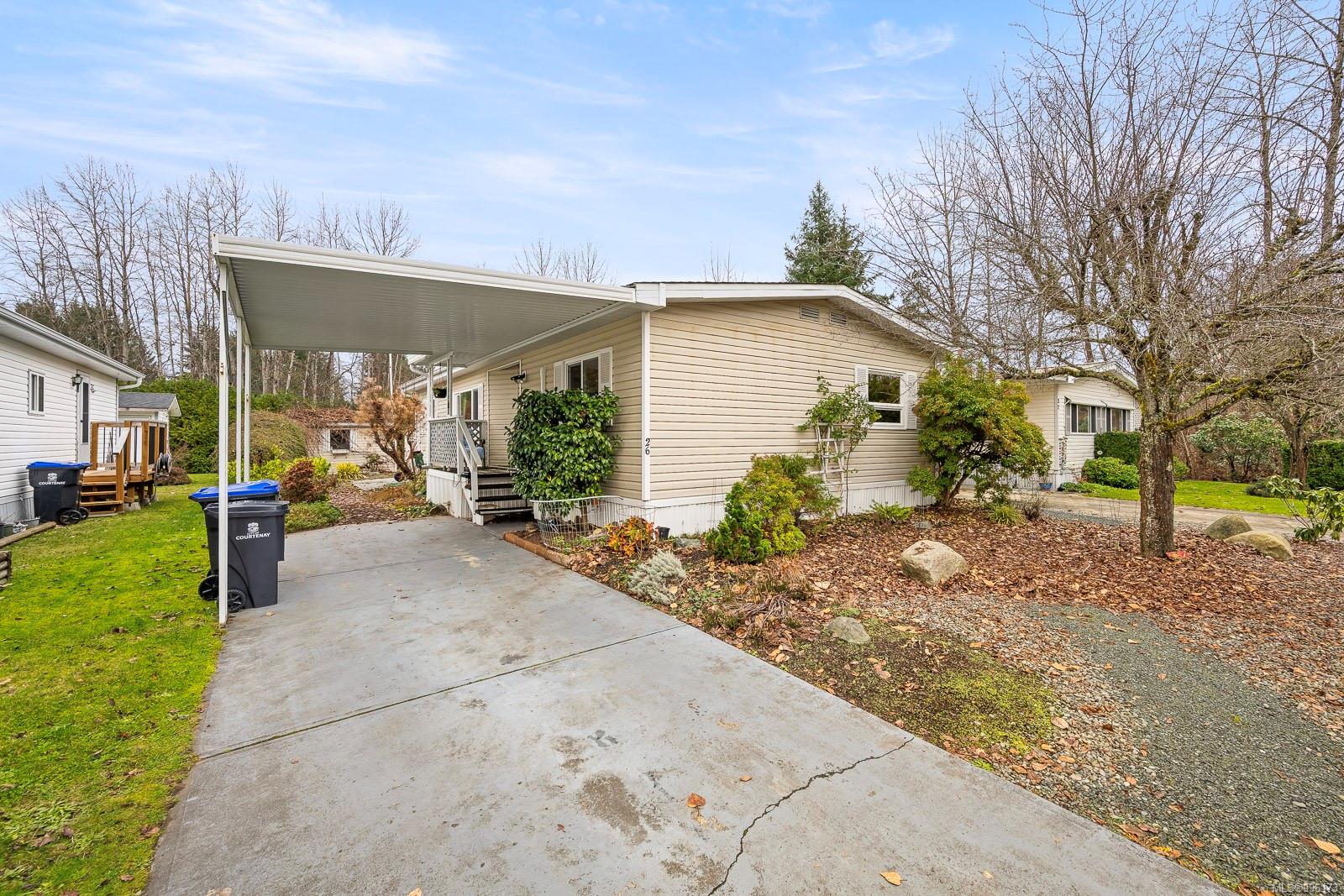 $330,000 - 2140 20th St<br>British Columbia, V9N 2G6
