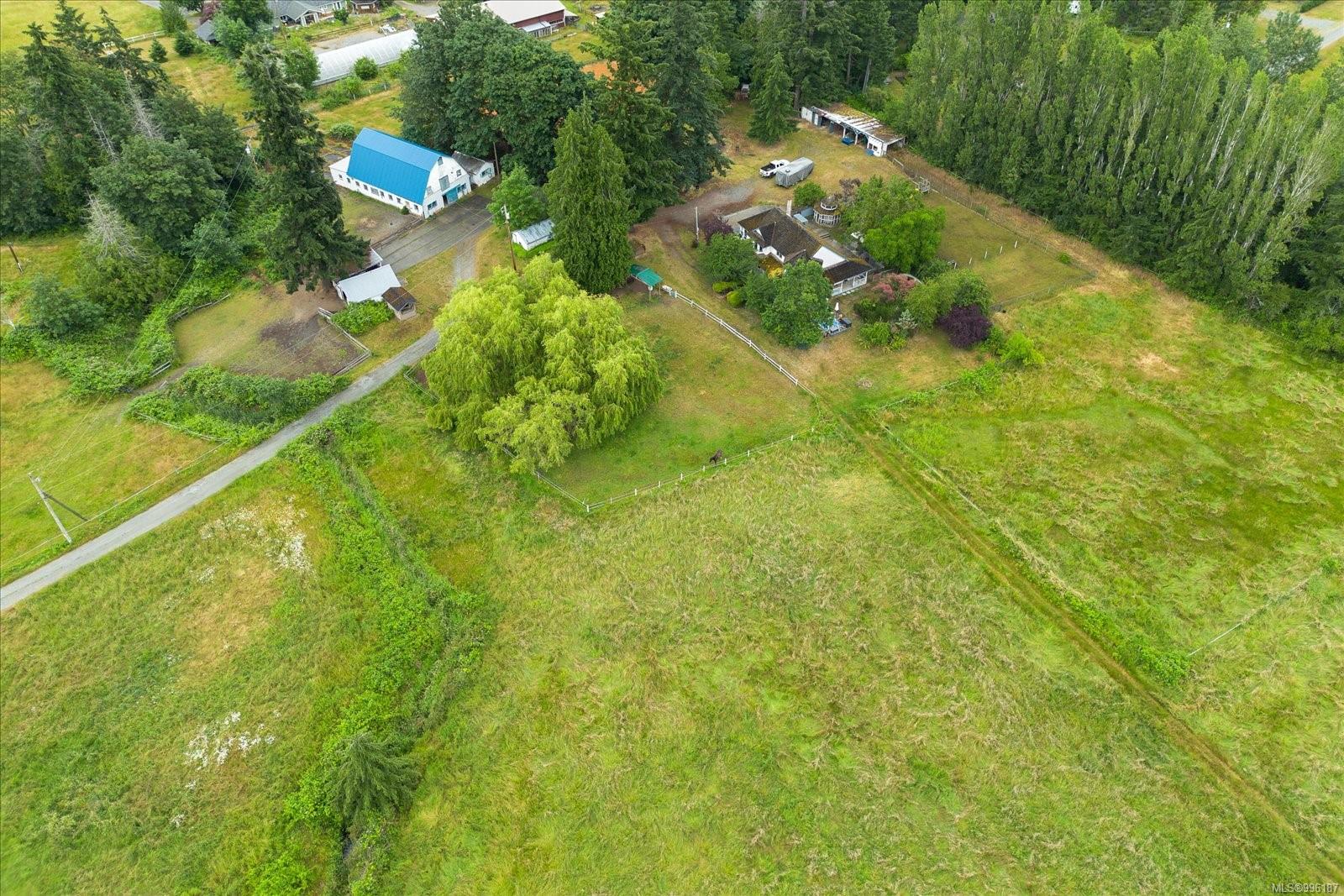 $2,200,000 - 2453 East Wellington Rd<br>British Columbia, V9R 6V6