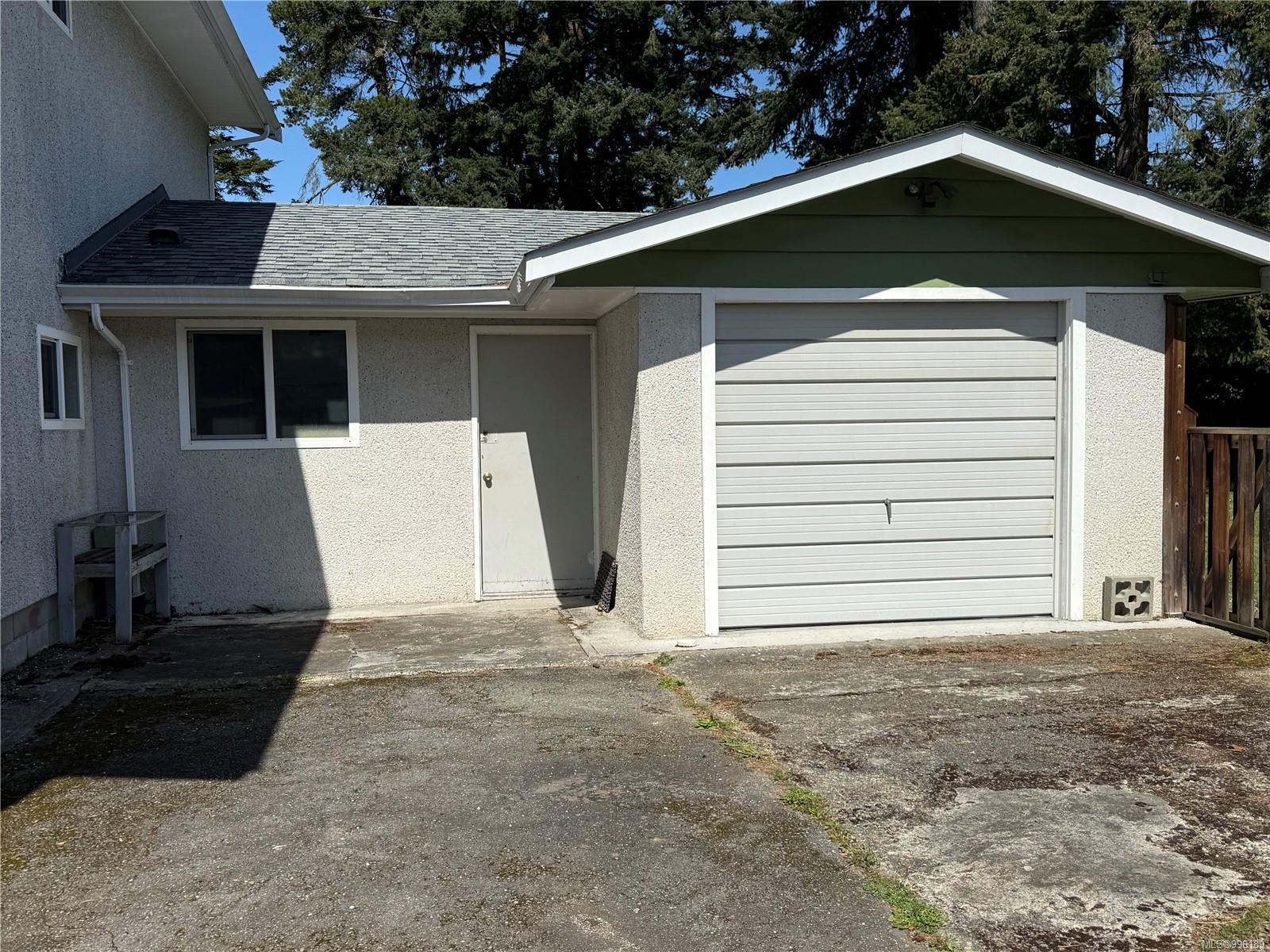 $749,500 - 2312 Pheasant Terr<br>British Columbia, V9T 3P4