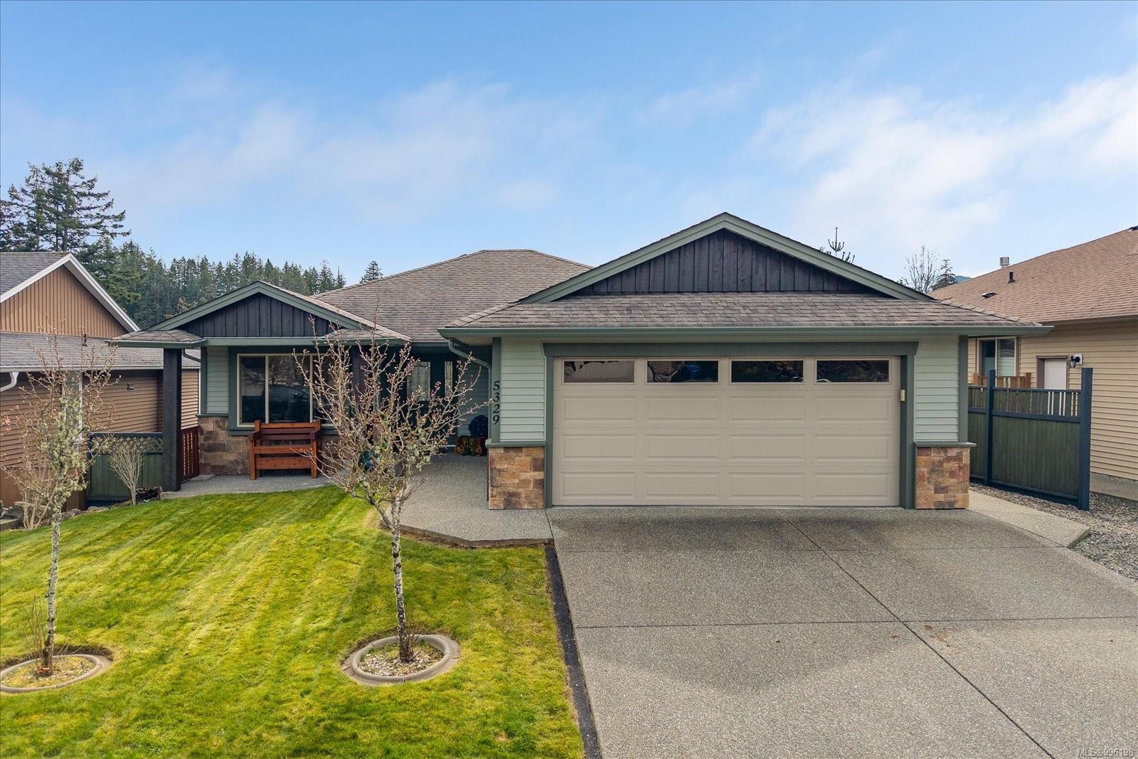 $1,125,000 - 5329 Cascara Dr<br>British Columbia, V9T 0E3
