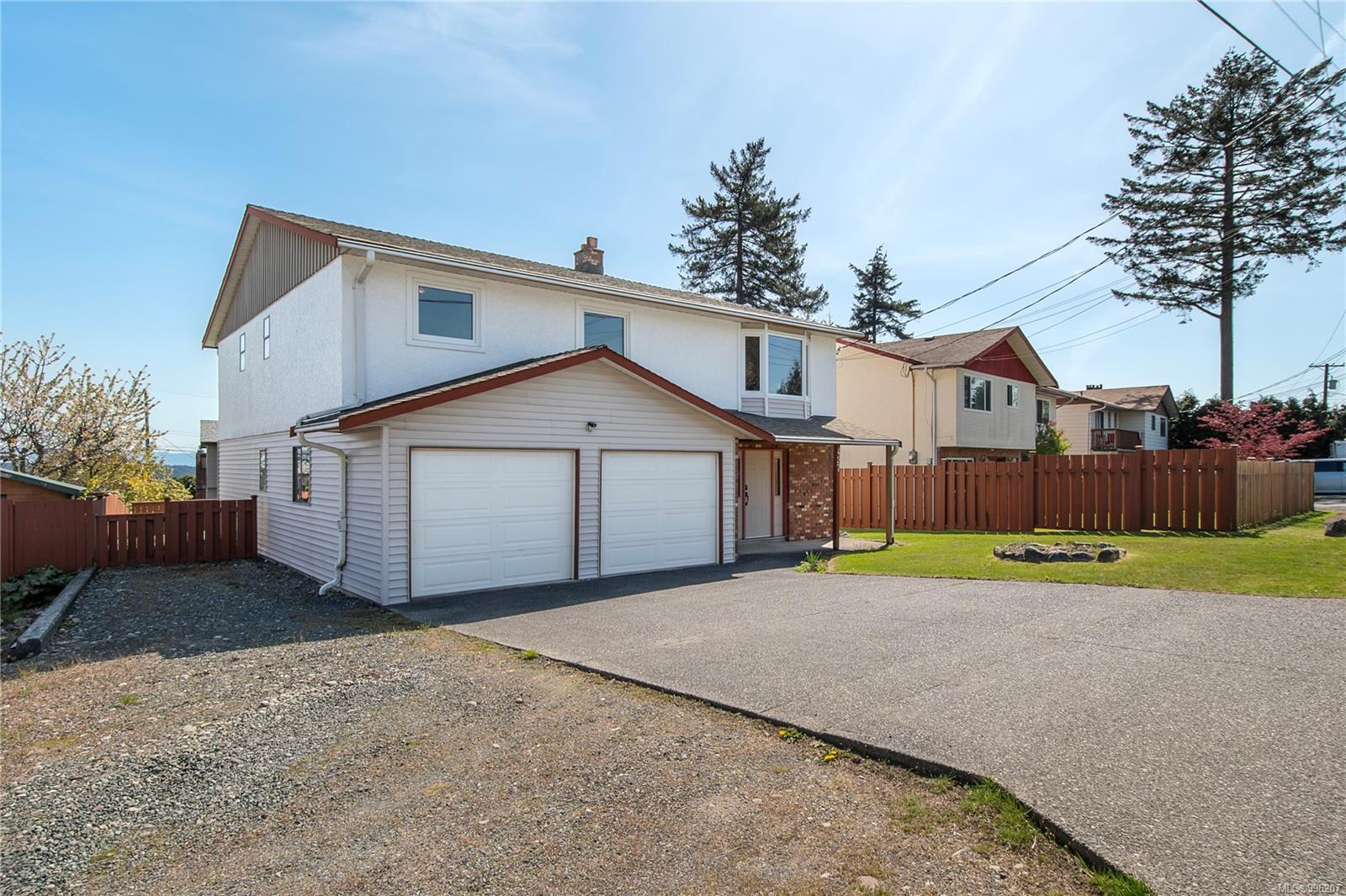$659,900 - 427 Alder St<br>British Columbia, V9W 5V2