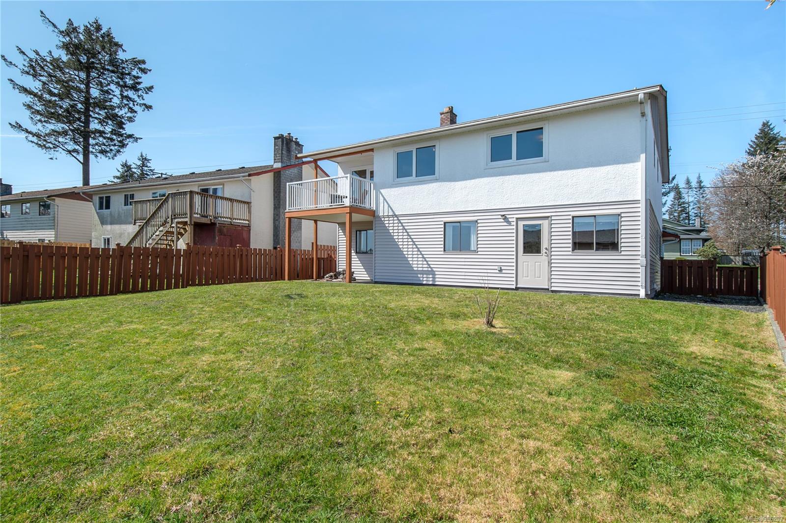 $659,900 - 427 Alder St<br>British Columbia, V9W 5V2