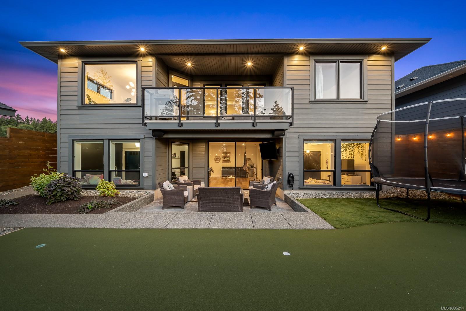 $1,325,000 - 1586 Crown Isle Blvd<br>British Columbia, V9N 0G3