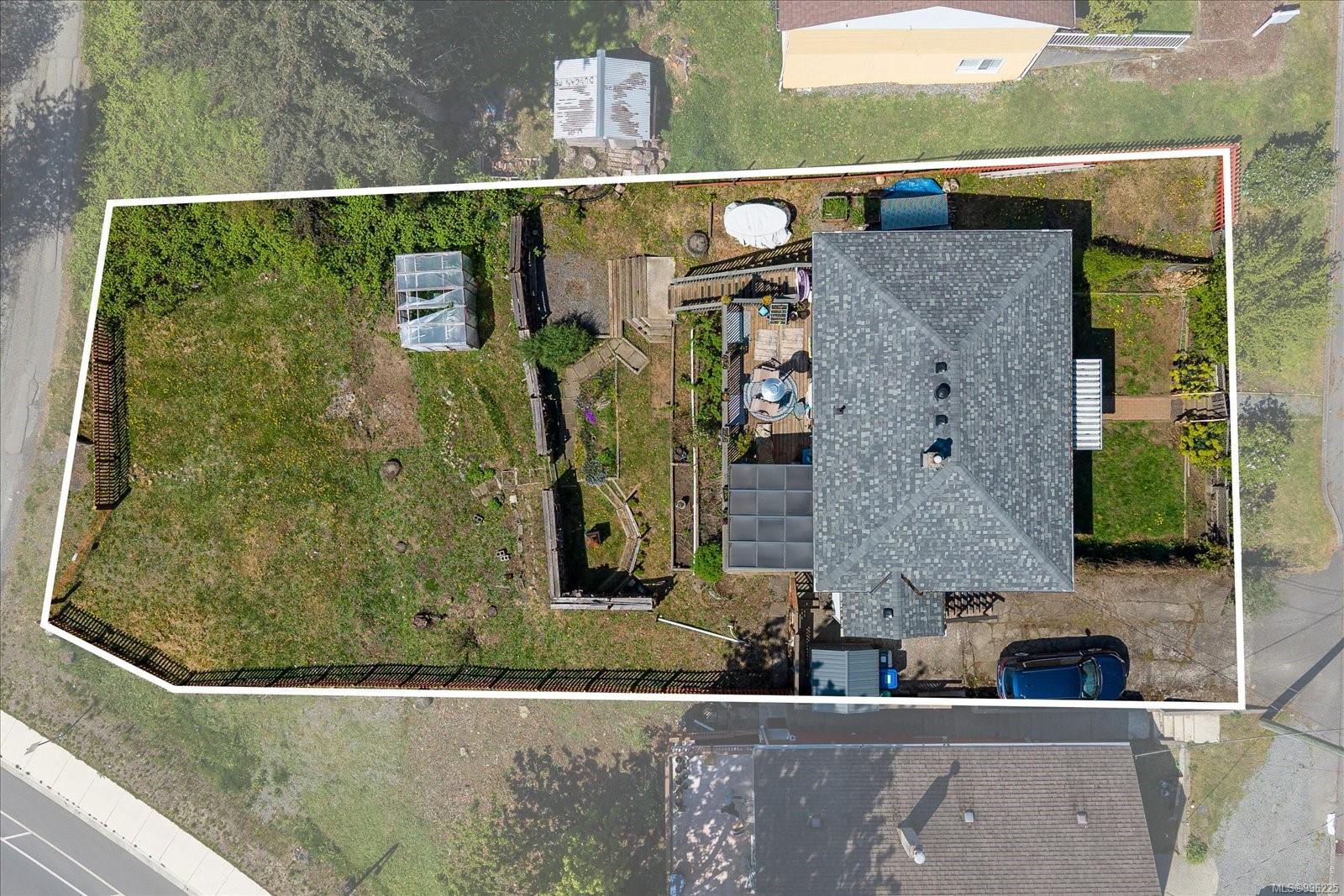 $625,000 - 467 Machleary St<br>British Columbia, V9R 2H1