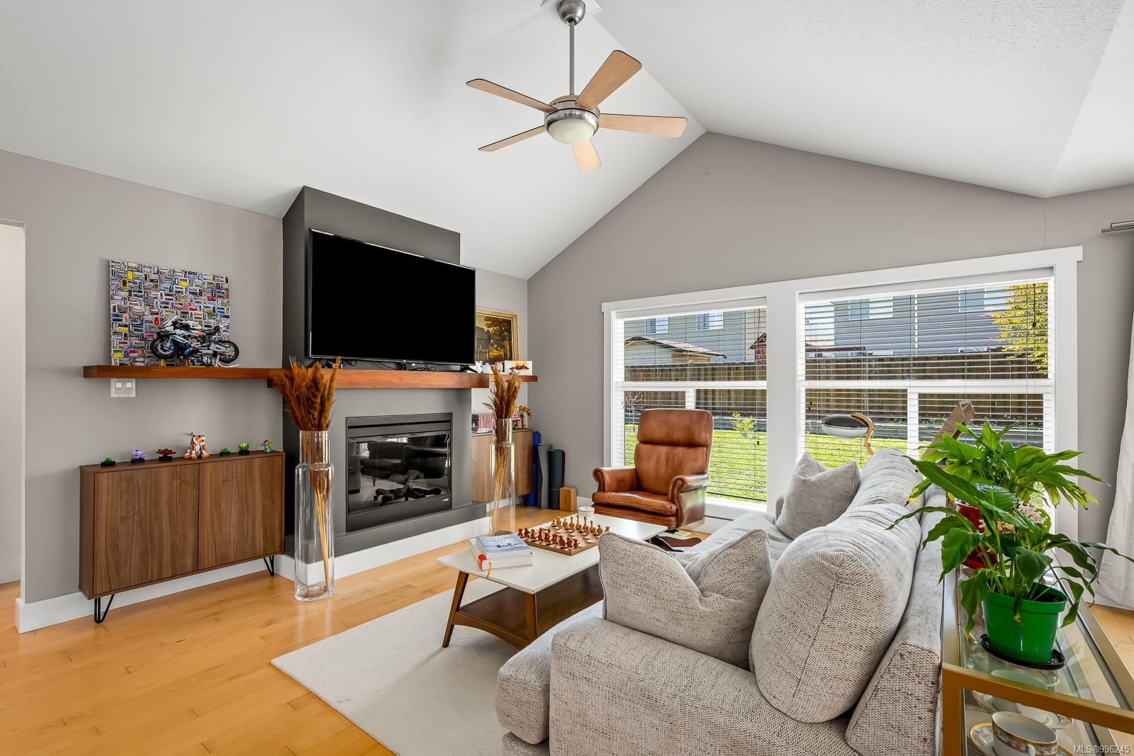 $849,900 - 697 Lancaster Way<br>British Columbia, V9M 1J3
