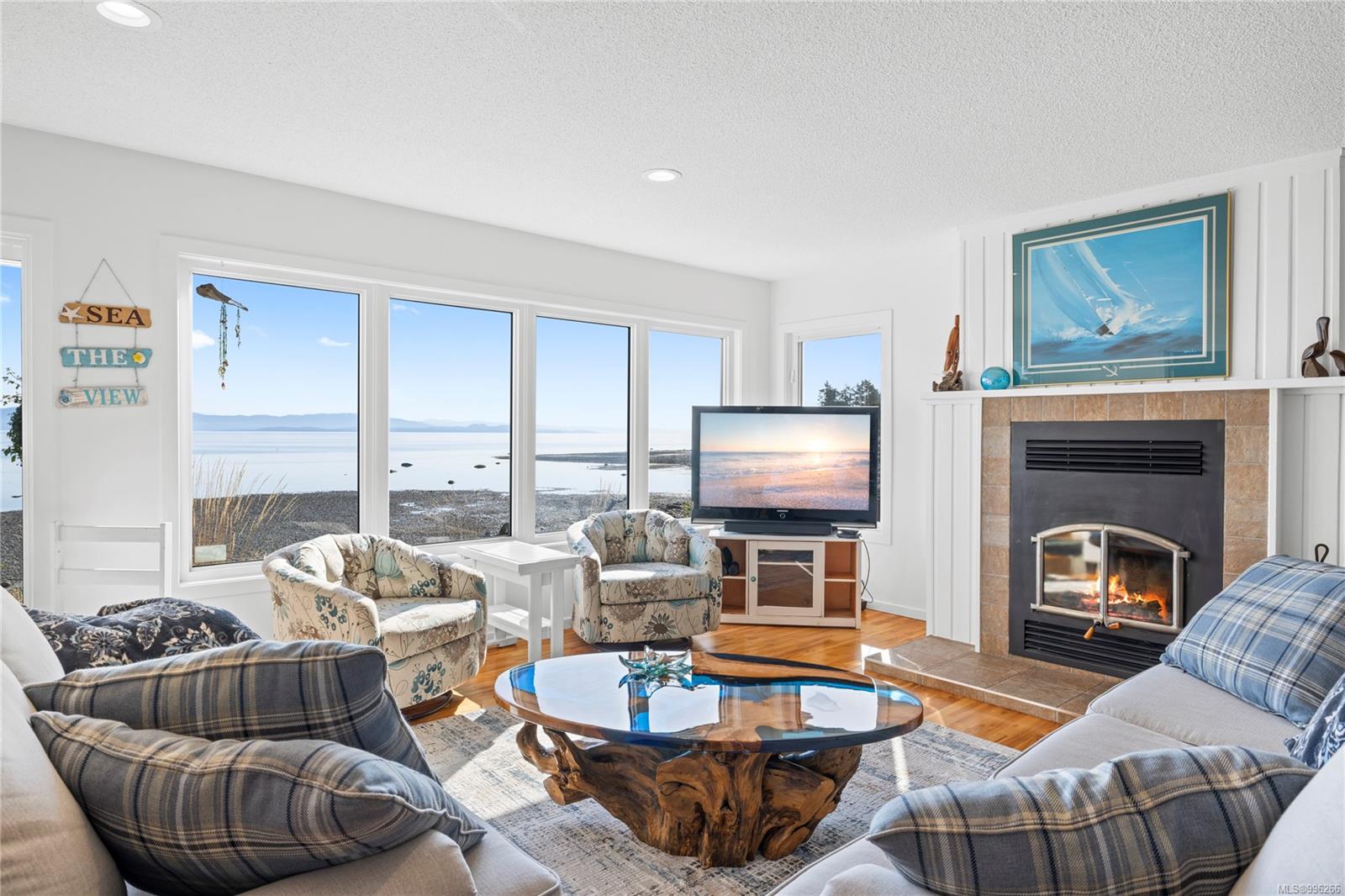 $1,995,000 - 6655 Island Hwy<br>British Columbia, V0R 1G0