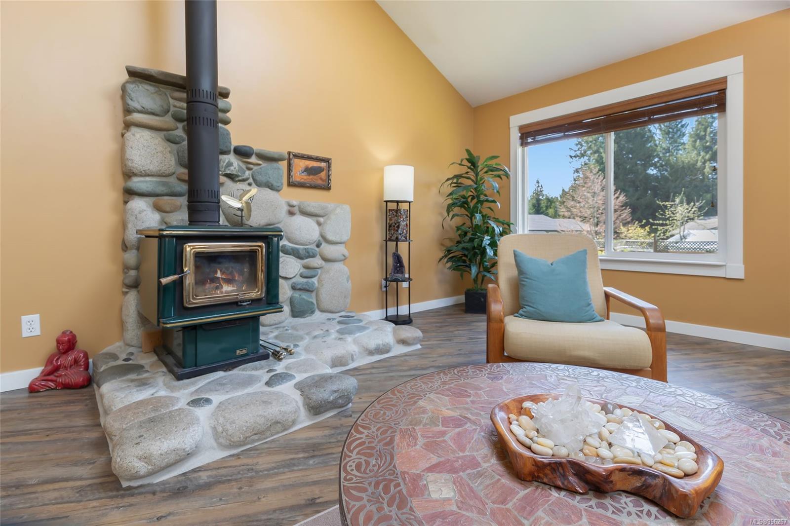 $849,900 - 491 Miller Pl<br>British Columbia, V9K 2A4