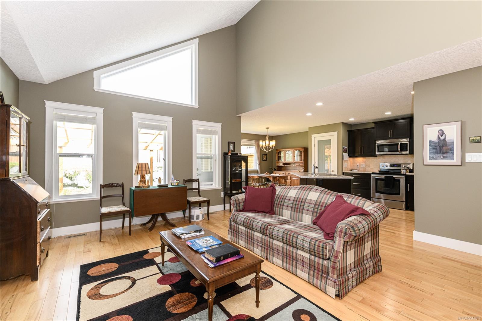 $929,000 - 1373 Hutchinson Rd<br>British Columbia, V0R 1L0