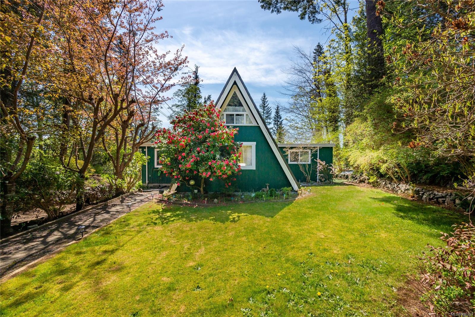 $769,000 - 2323 Steelhead Rd<br>British Columbia, V9W 4P4