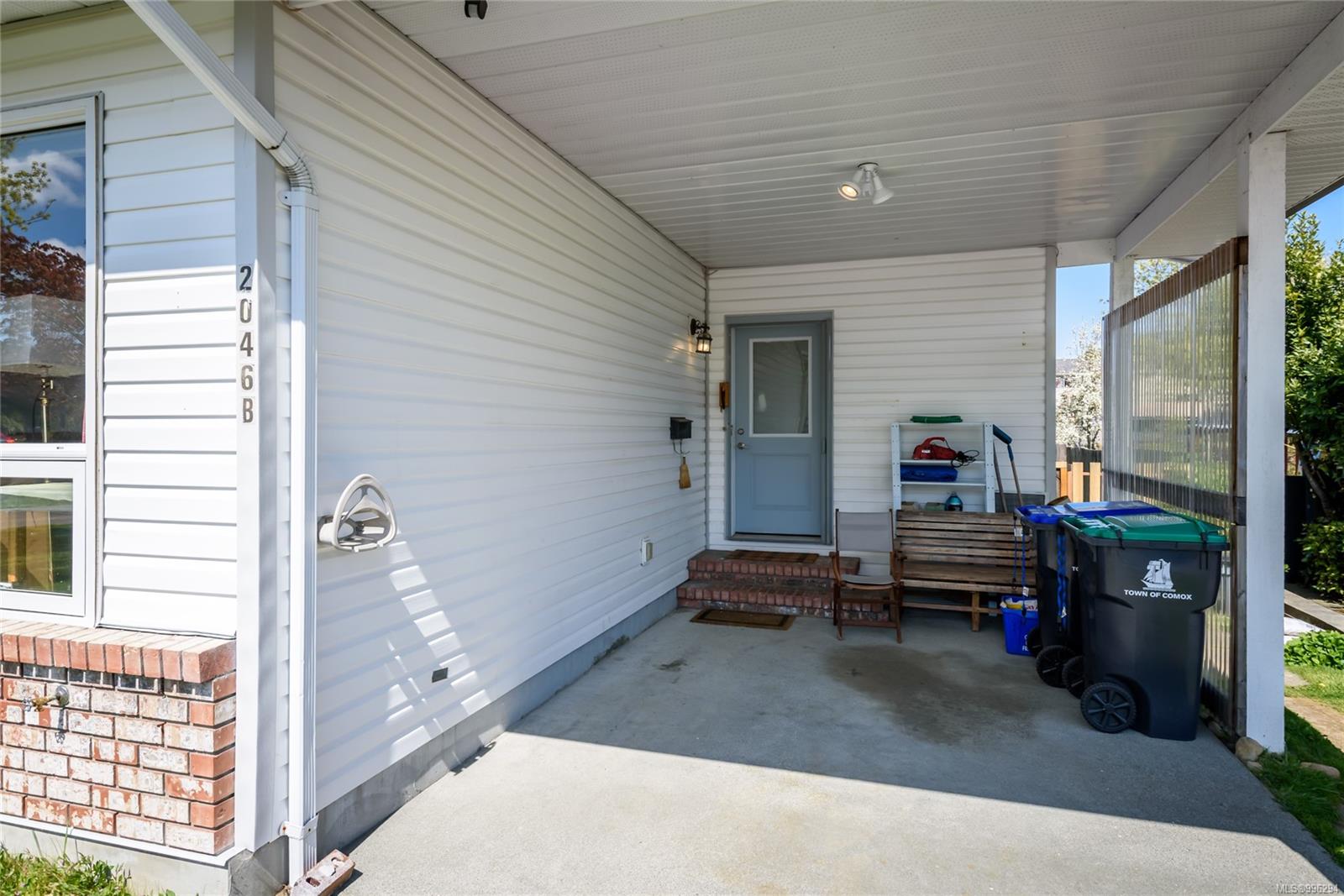 $549,900 - 2046 Hummingbird Pl<br>British Columbia, V9M 2A1