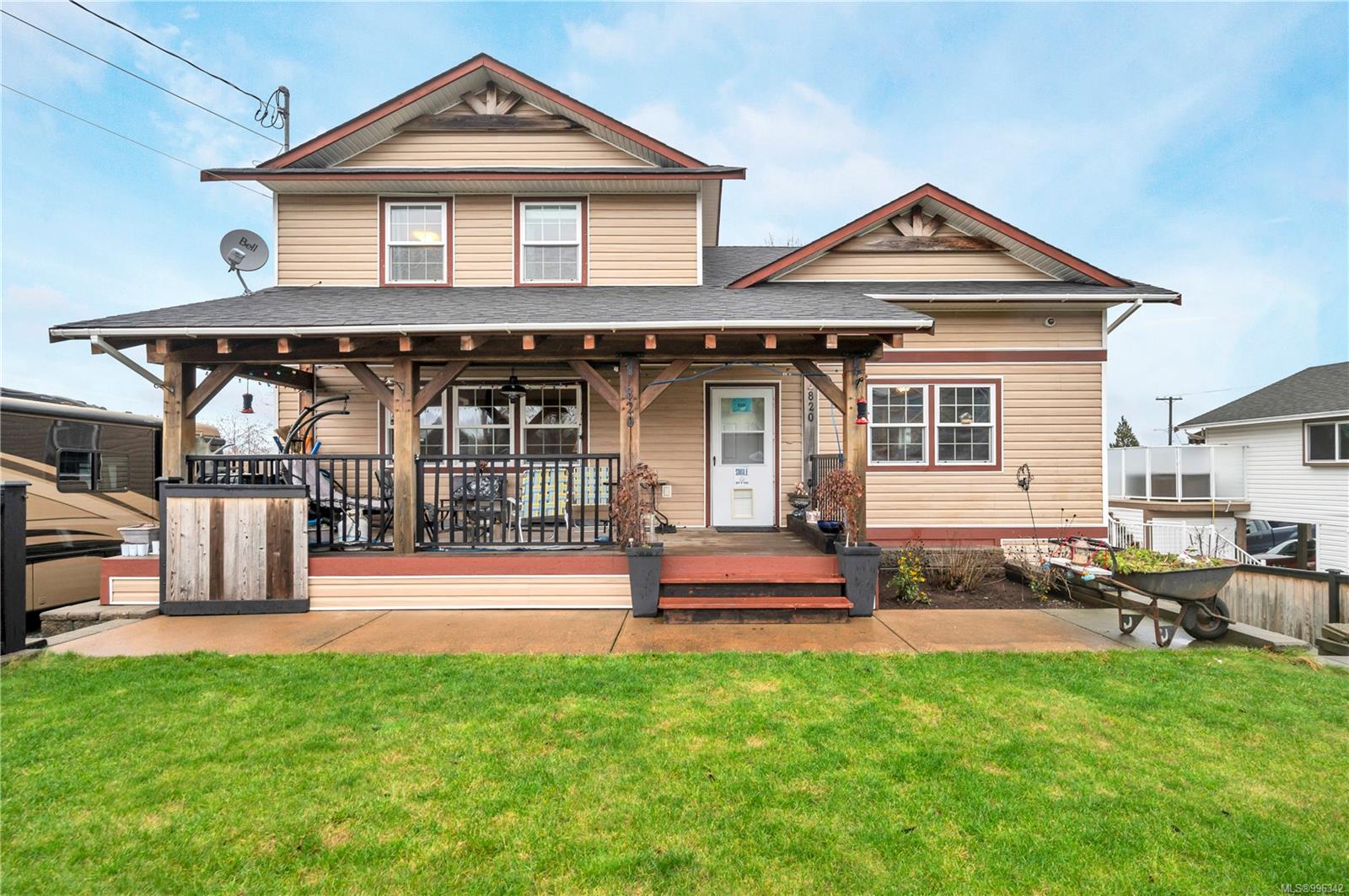 $799,000 - 820 10th Ave<br>British Columbia, V9W 3C4