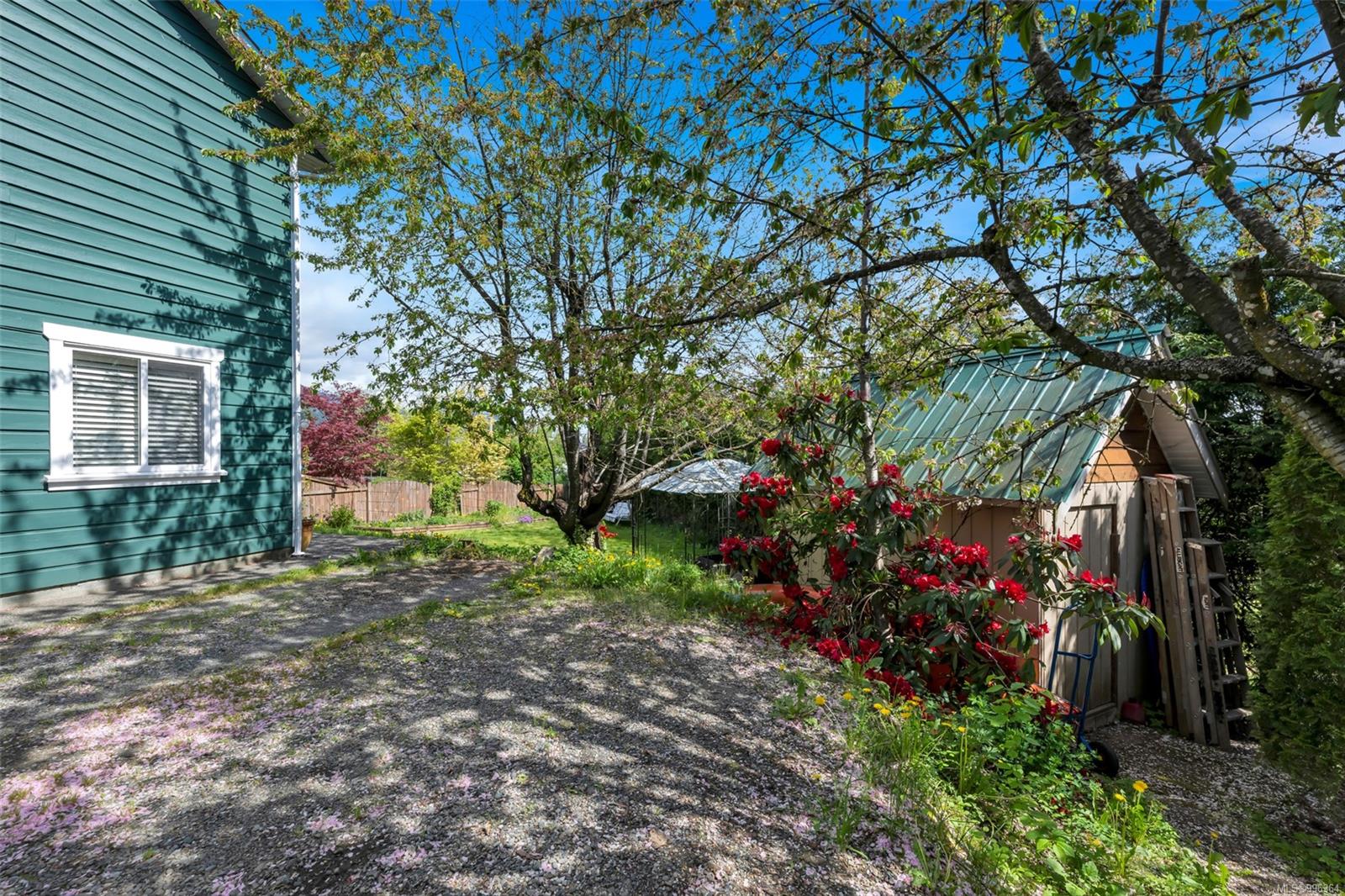 $639,999 - 6105 Westridge Rd<br>British Columbia, V9L 5K7