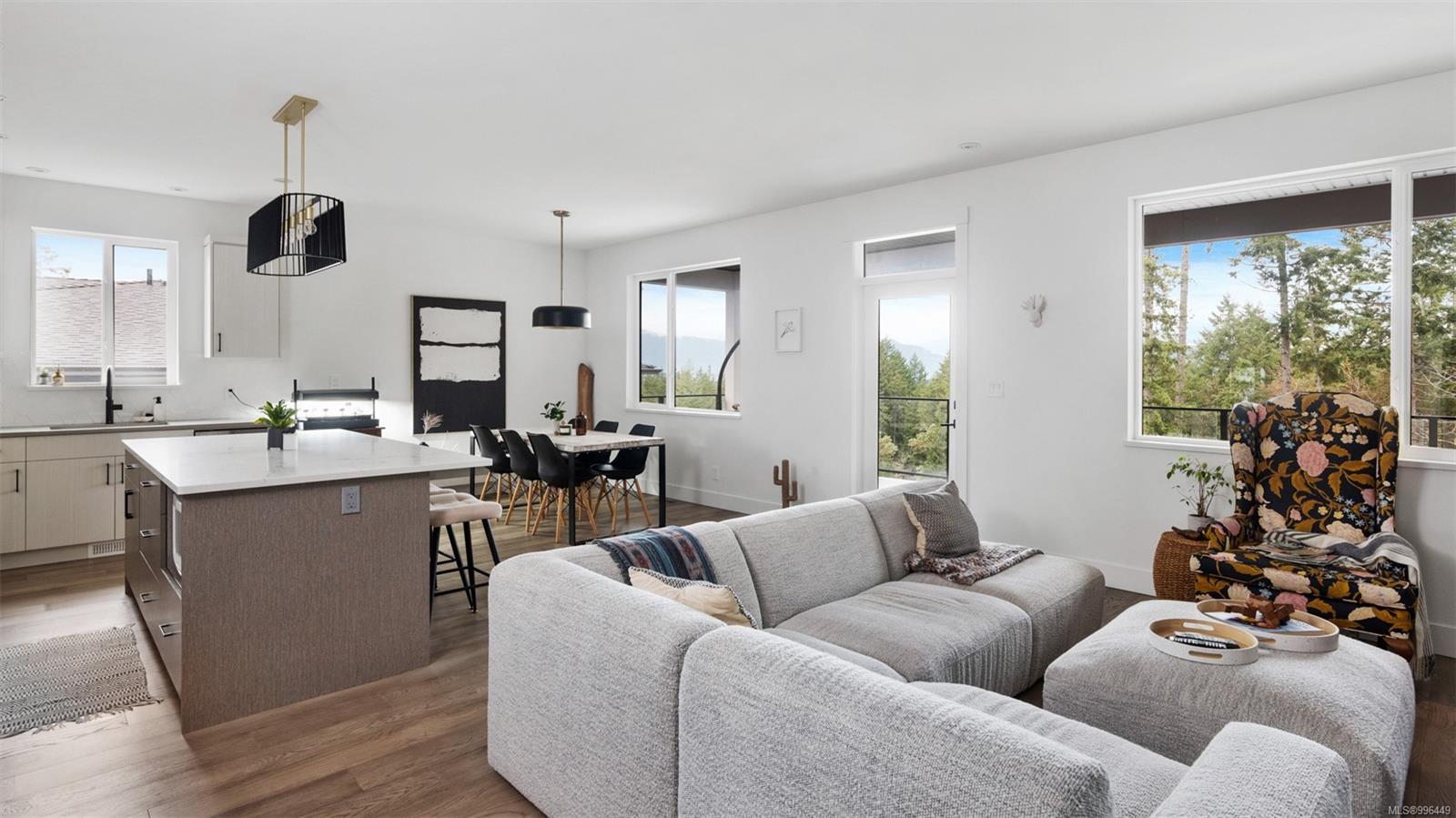$1,299,000 - 6245 Highwood Dr<br>British Columbia, V9L 0H5