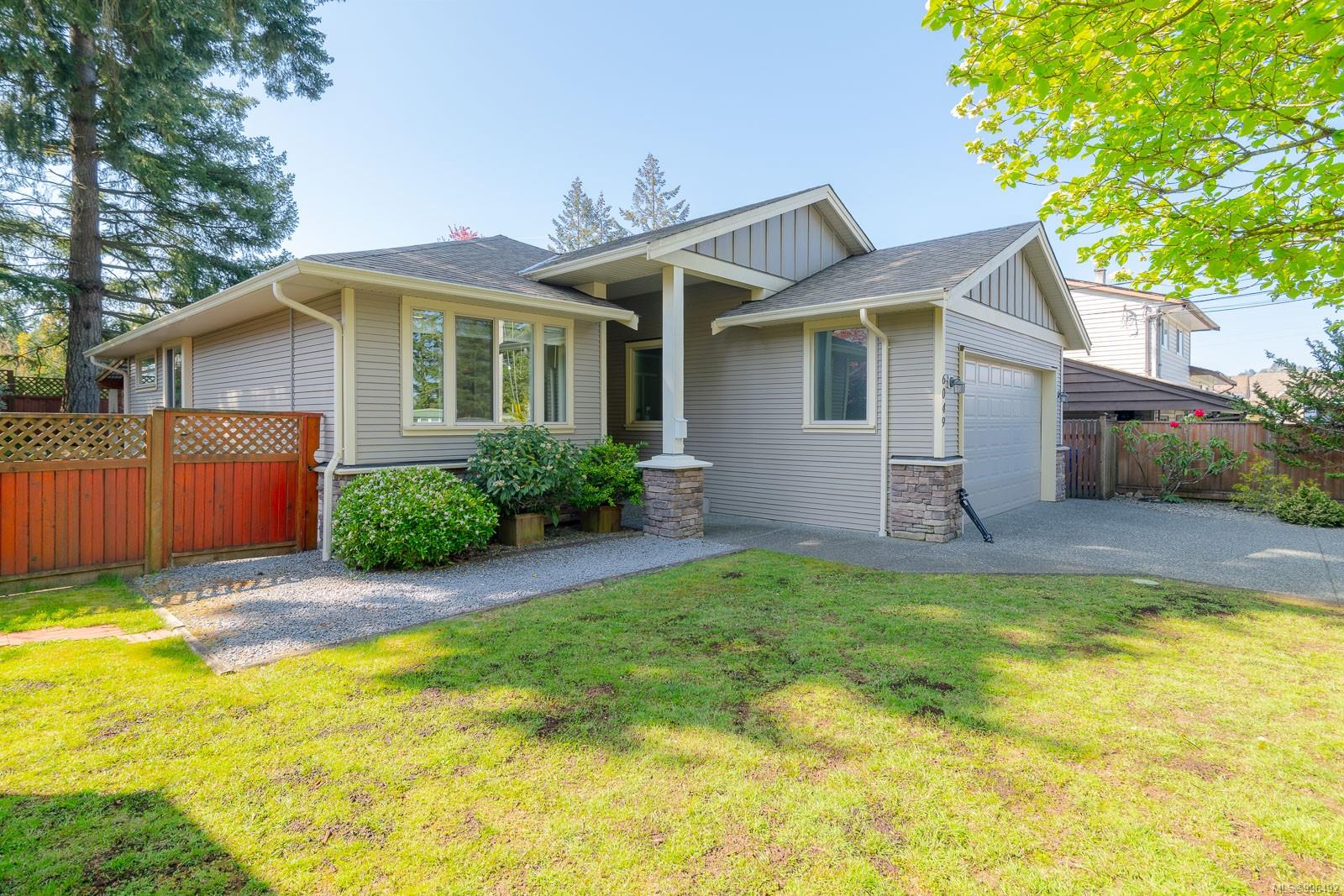 6049 Pine Park Pl, Na Pleasant Valley real estate property for sale in Nanaimo British Columbia, V0T 3B6