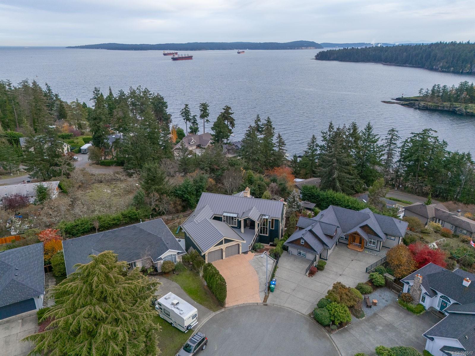 $1,548,000 - 3279 Shearwater Dr<br>British Columbia, V9T 6A1