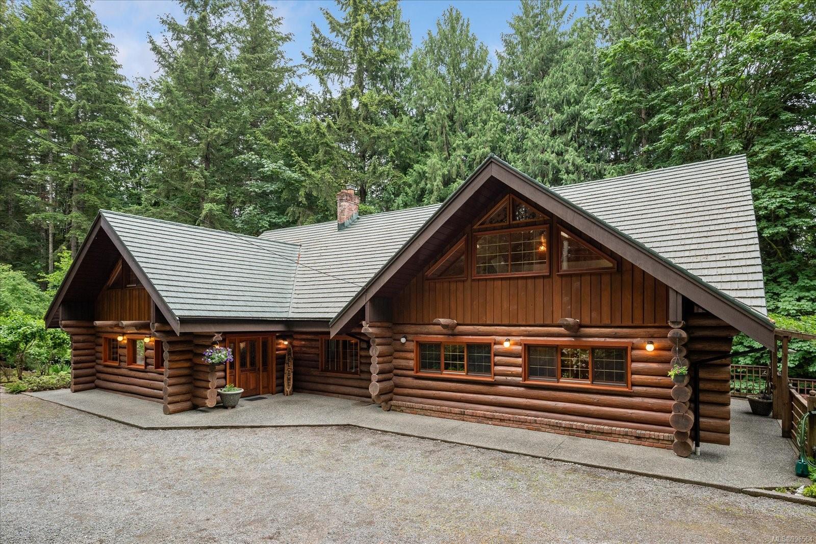 $1,299,000 - 1315 Spruston Rd<br>British Columbia, V9X 1S8