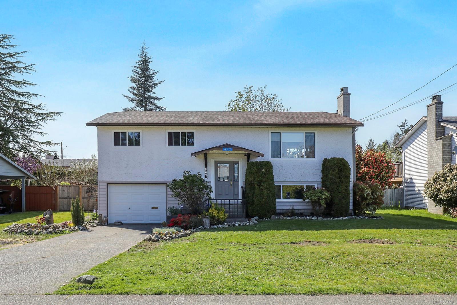 $769,000 - 667 Torrence Rd<br>British Columbia, V9M 3H6