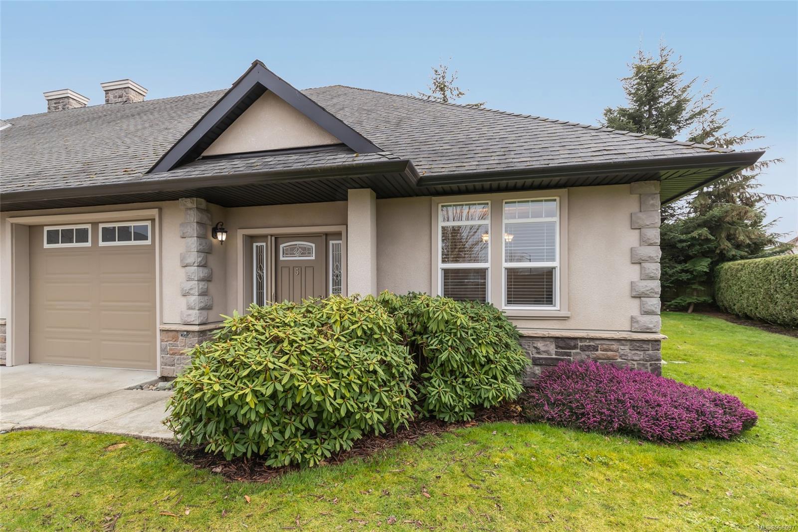 $749,900 - 399 Wembley Rd<br>British Columbia, V9P 2E9