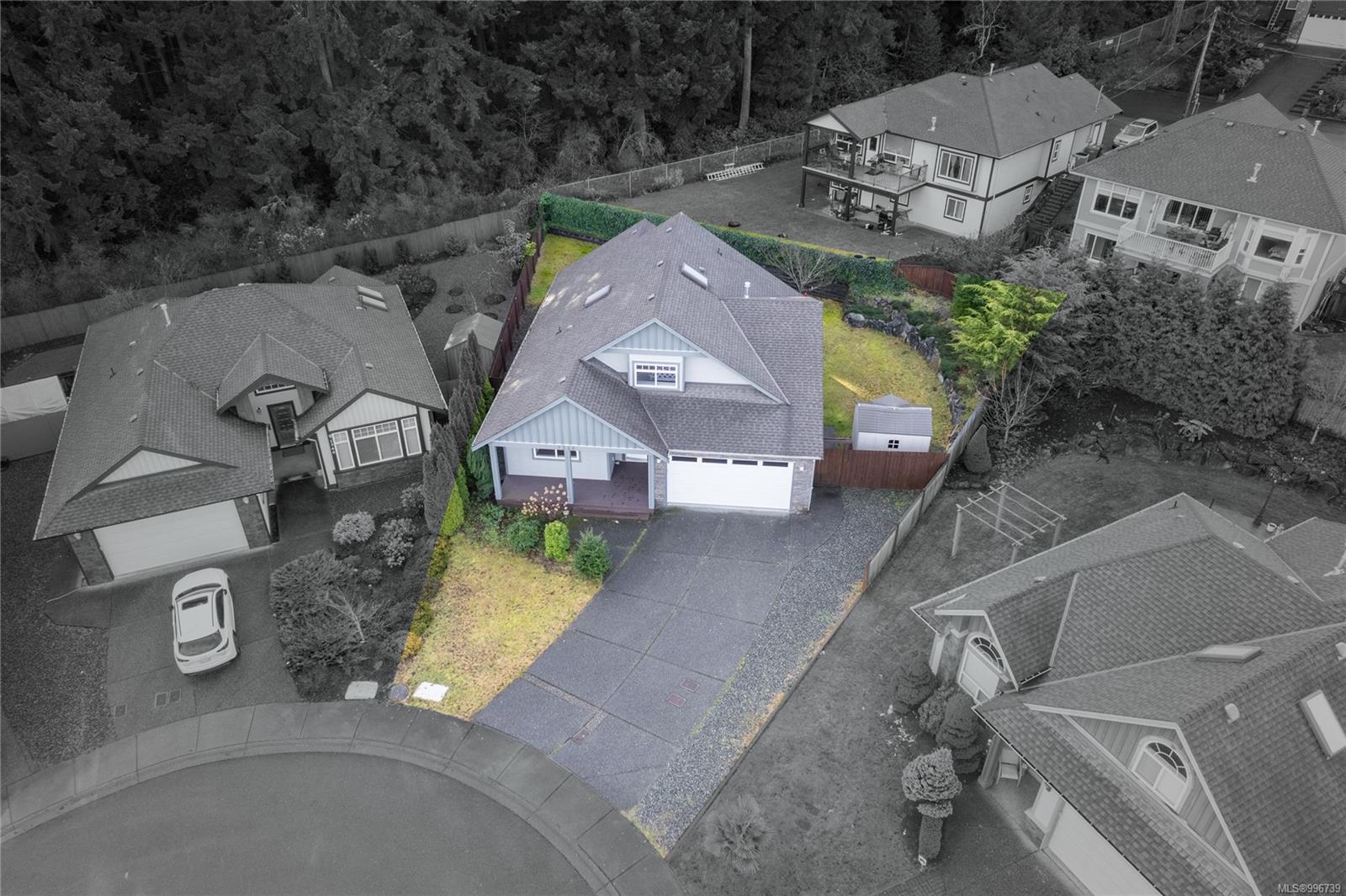 $899,900 - 1336 Thalia Pl<br>British Columbia, V9R 7E1