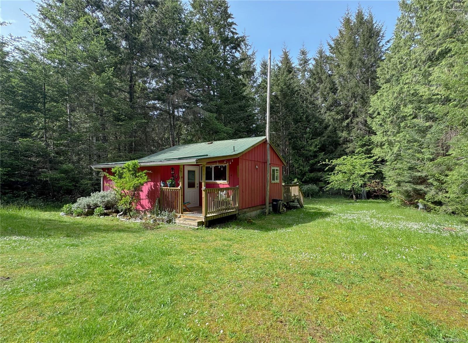 $499,000 - 220 Malaspina Dr<br>British Columbia, V0R 1X1