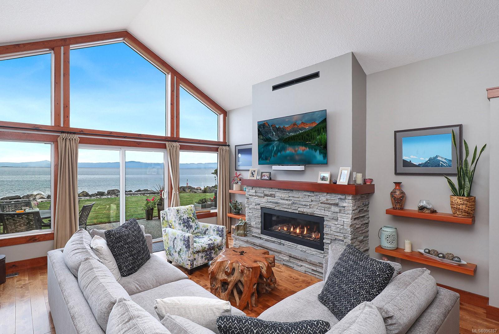 $1,595,000 - 4320 Garrod Rd<br>British Columbia, V0R 1G0