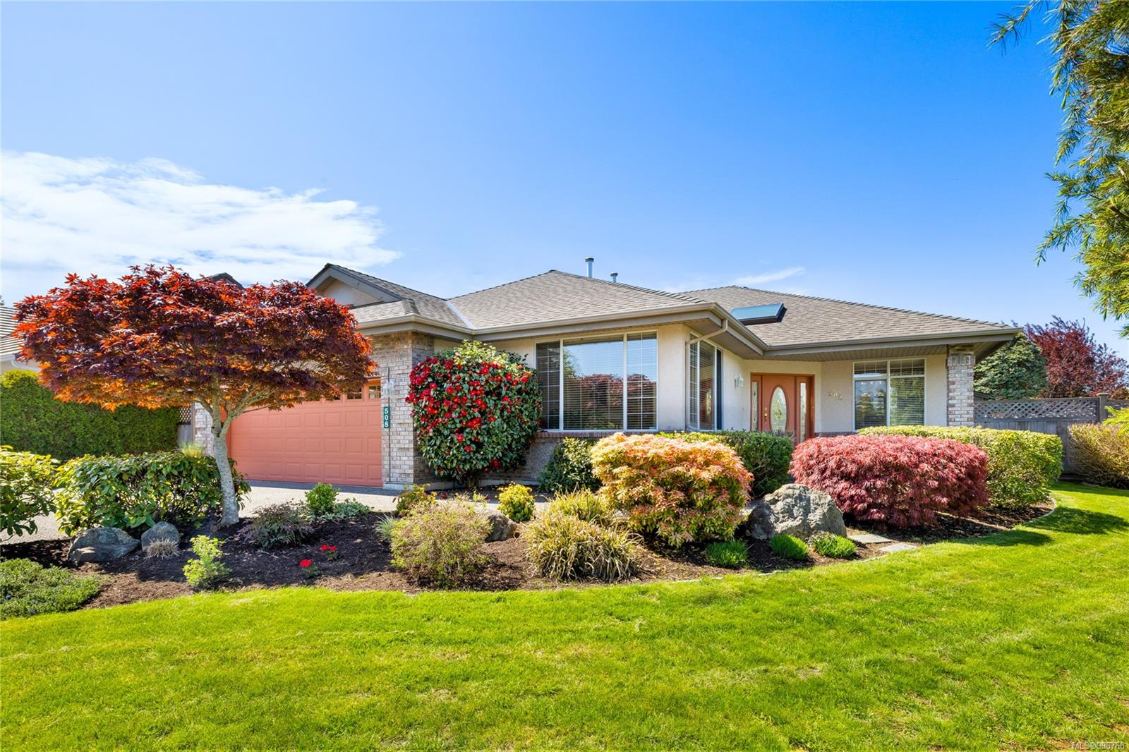 $1,099,999 - 508 Dogleg Close<br>British Columbia, V9K 1E1