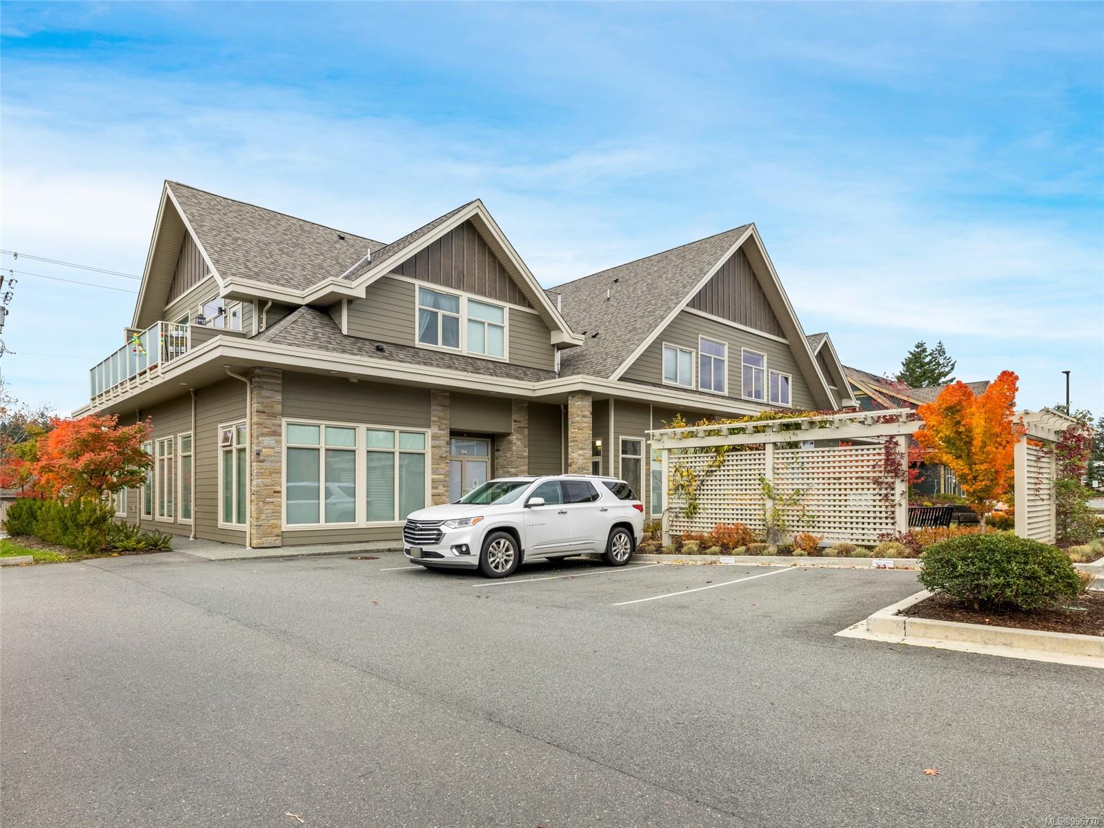 $340,000 - 4535 Uplands Dr<br>British Columbia, V9T 6M8