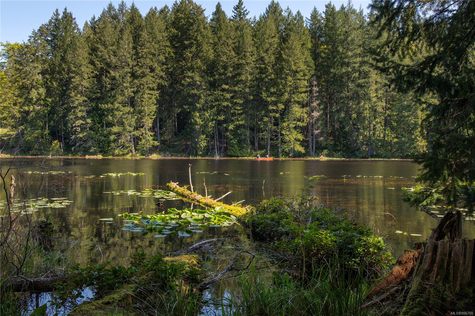 $925,000 - 5240 Country Place Rd<br>British Columbia, V0R 1T0