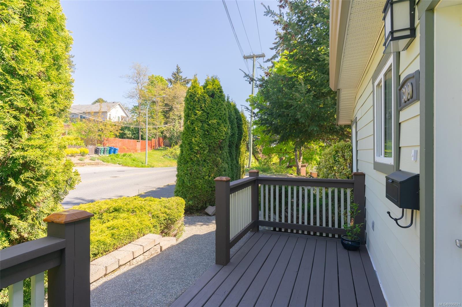 $674,900 - 309 Pine St<br>British Columbia, V9R 2B8