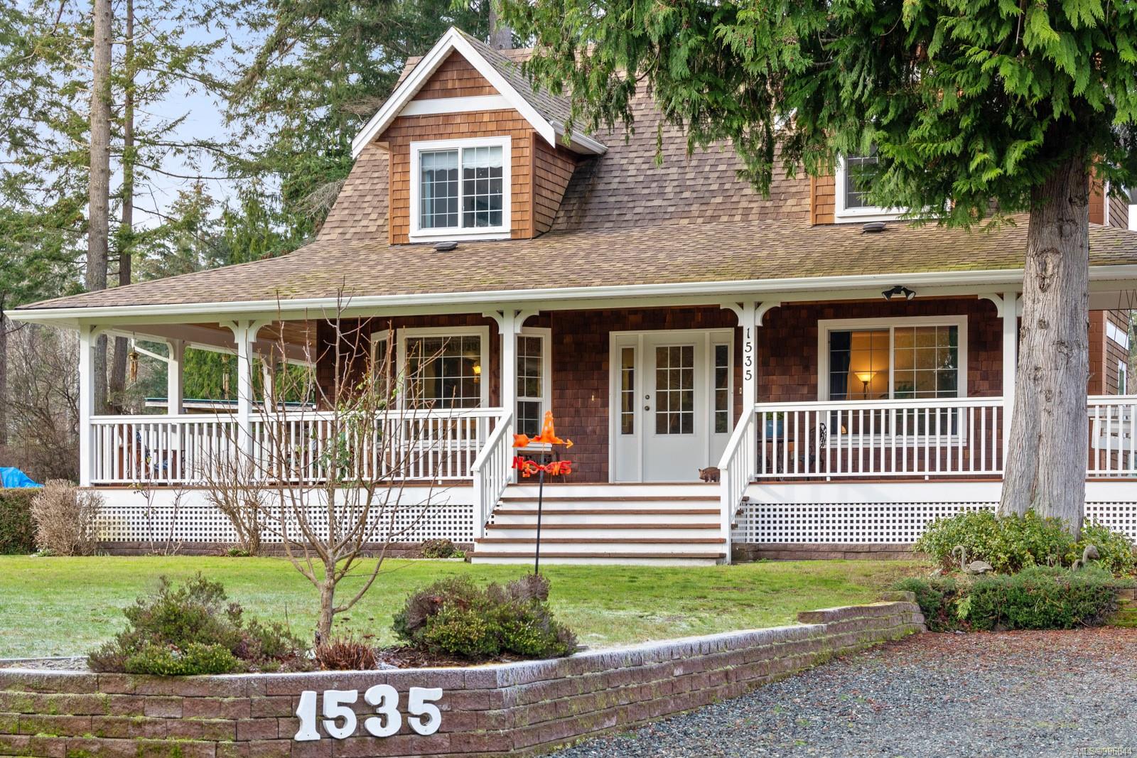 $1,299,000 - 1535 Baikie Rd<br>British Columbia, V0R 1T0