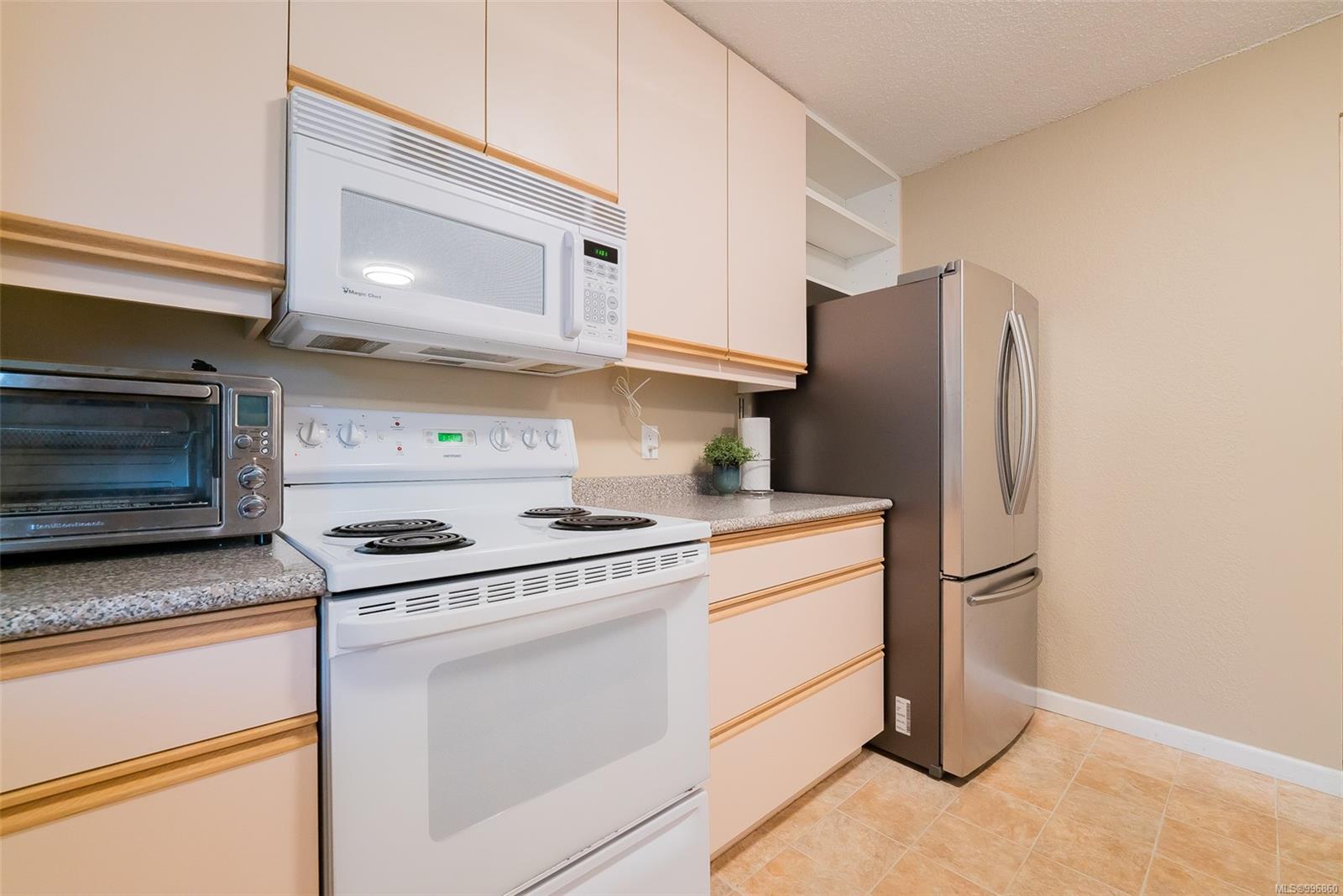 $429,900 - 9 Buttertubs Dr<br>British Columbia, V9R 3X8