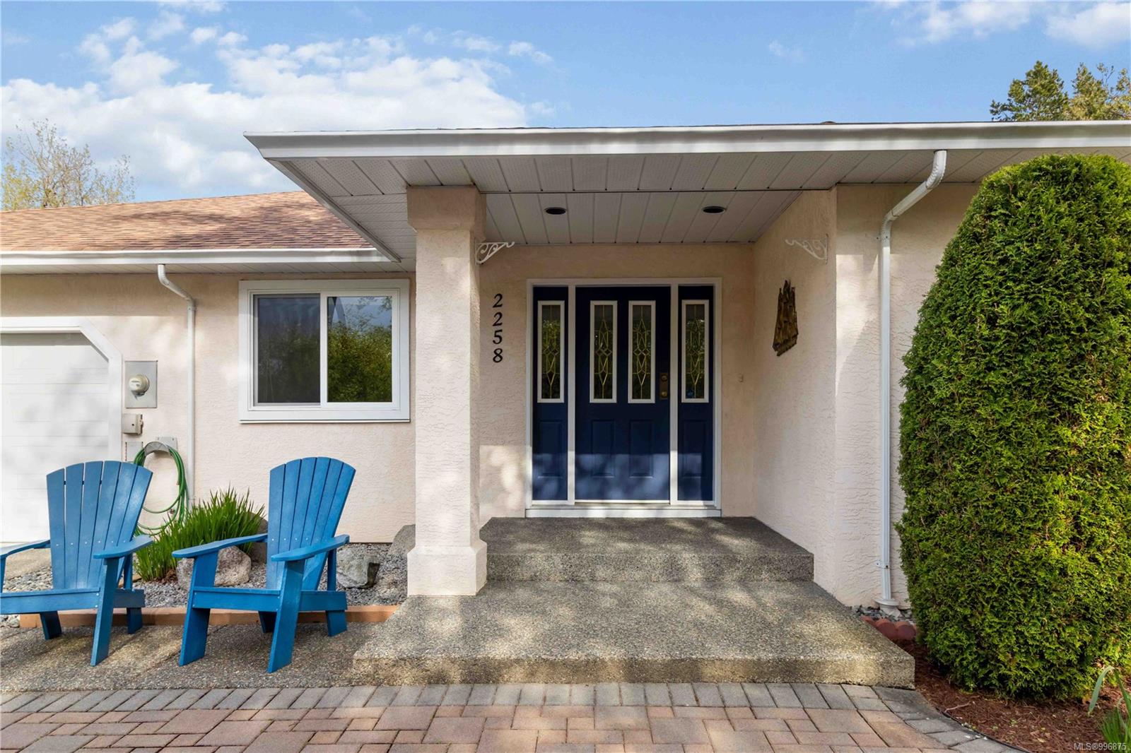 $1,164,900 - 2258 Weiler Ave<br>British Columbia, V8L 1R8