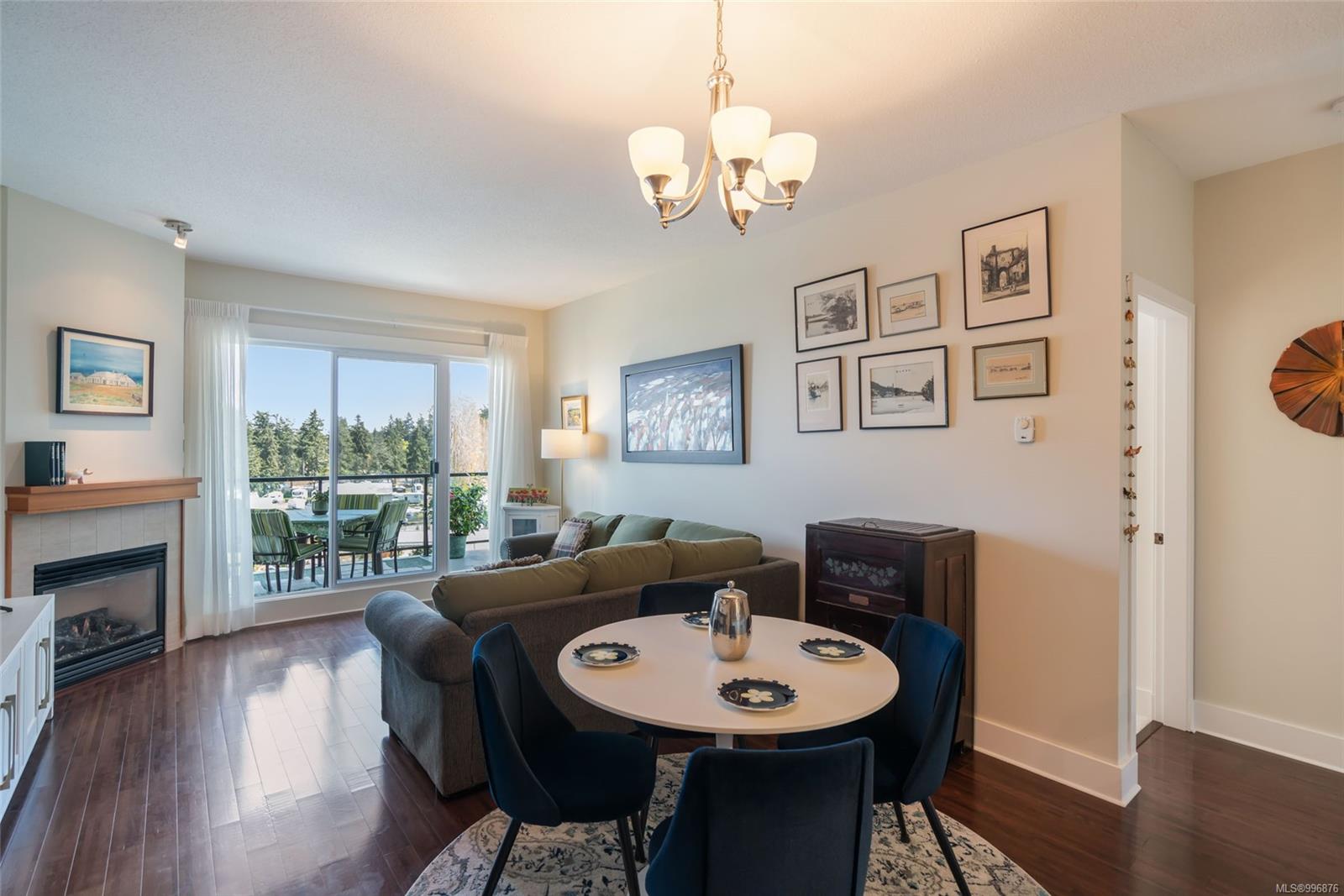 $665,000 - 194 Beachside Dr<br>British Columbia, V9P 0B1