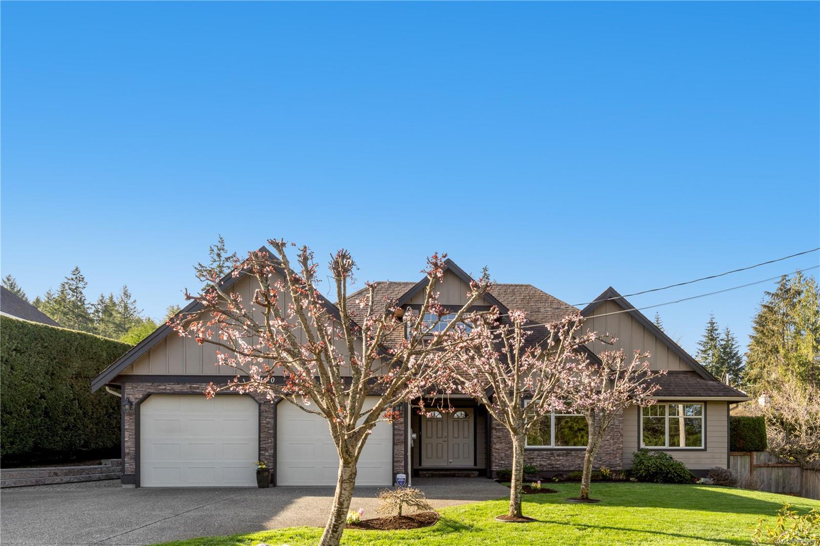 $1,189,000 - 490 Chester Rd<br>British Columbia, V9K 1C1