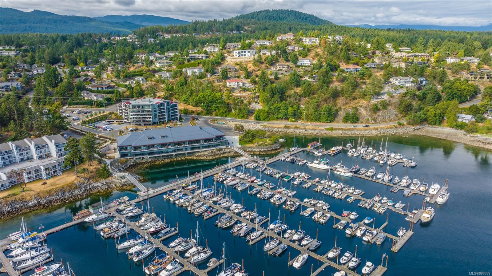 $528,900 - 3529 Dolphin Dr<br>British Columbia, V9P 9J1