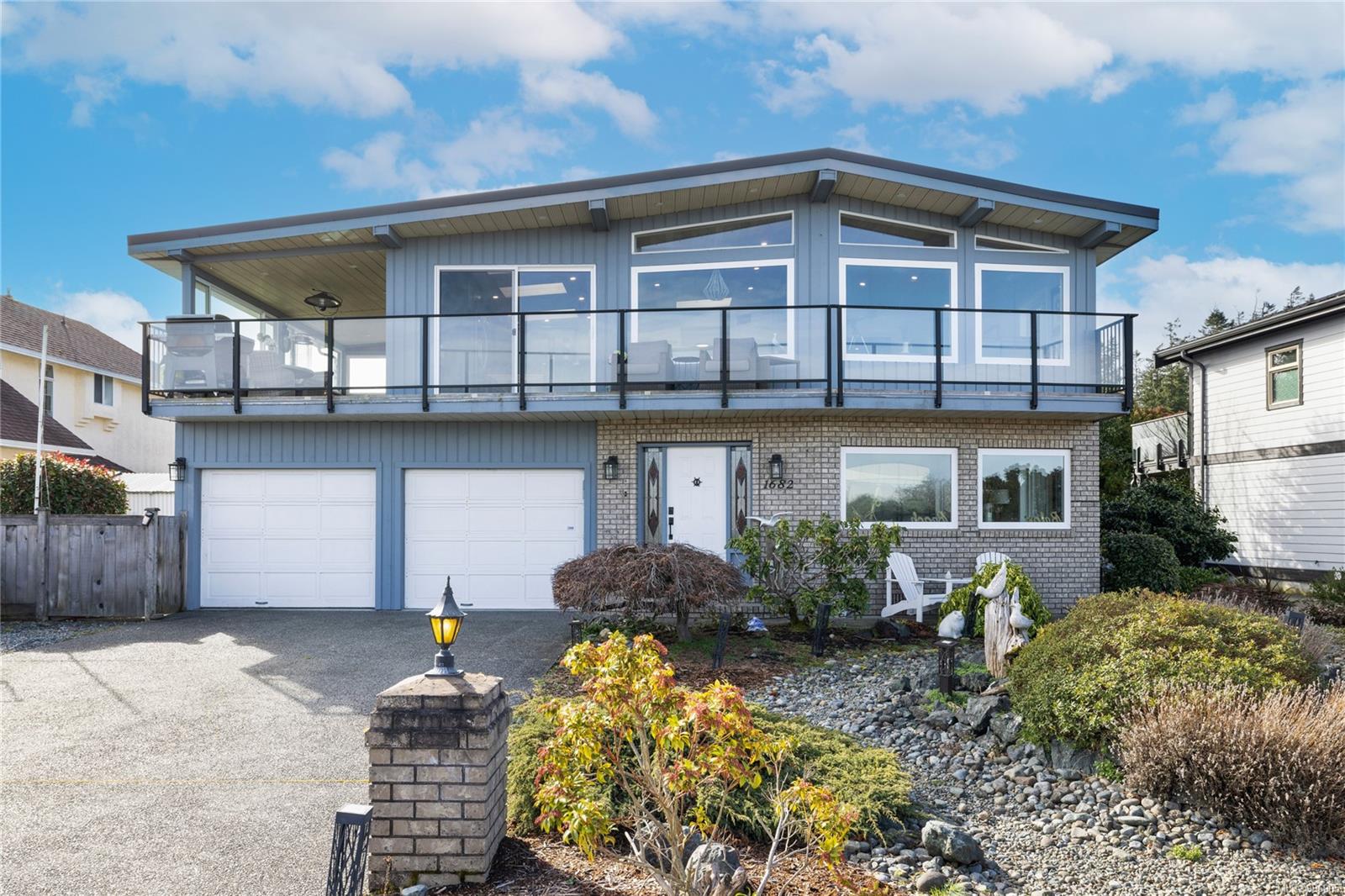 $1,274,999 - 1682 Admiral Tryon Blvd<br>British Columbia, V9P 1Y1